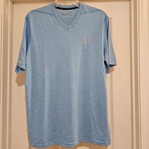 Under Armour V-neck Loose Fit Shirt Medium